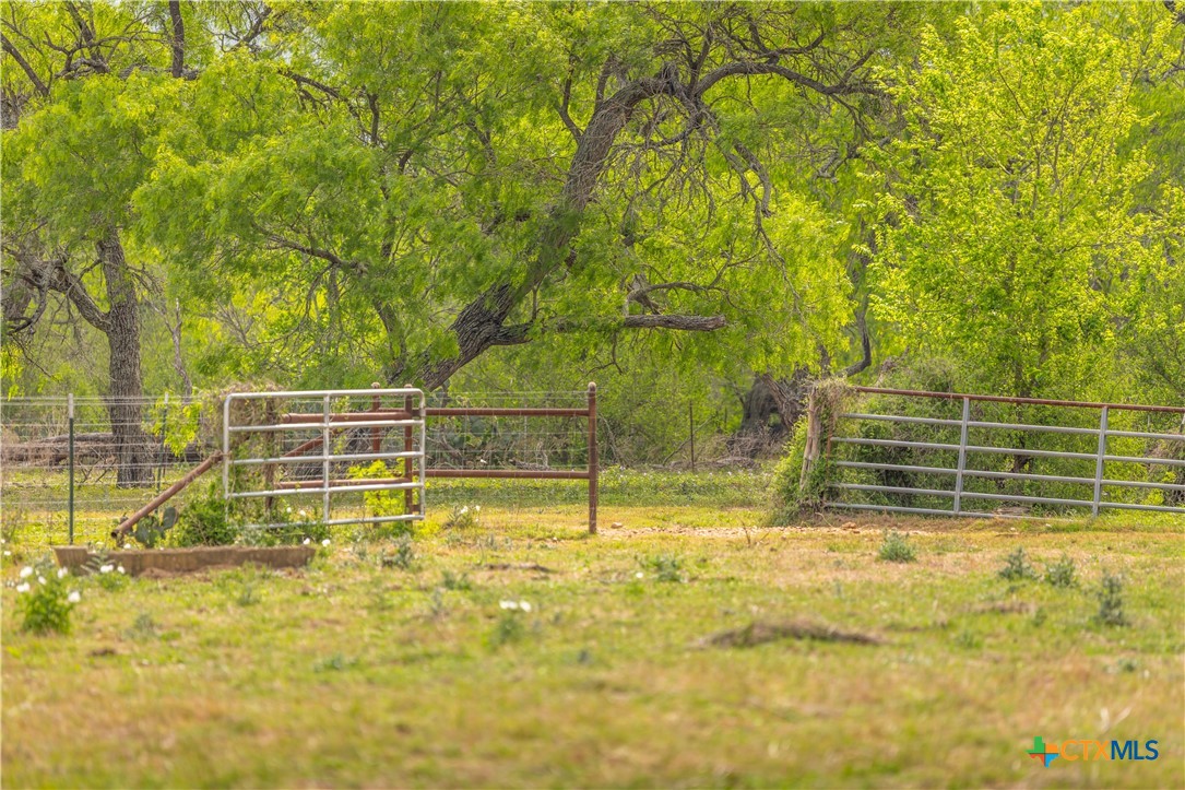 000 Fm 77 Property Photo 2
