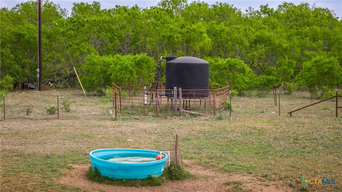000 Fm 77 Property Photo 5