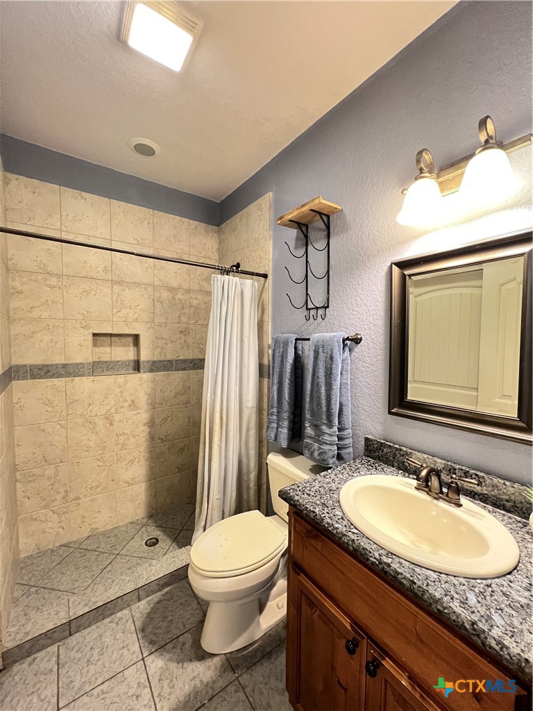 2264 Granada Hills Property Photo 25