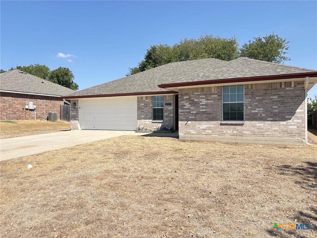 7304 Windchime Way Property Photo 2
