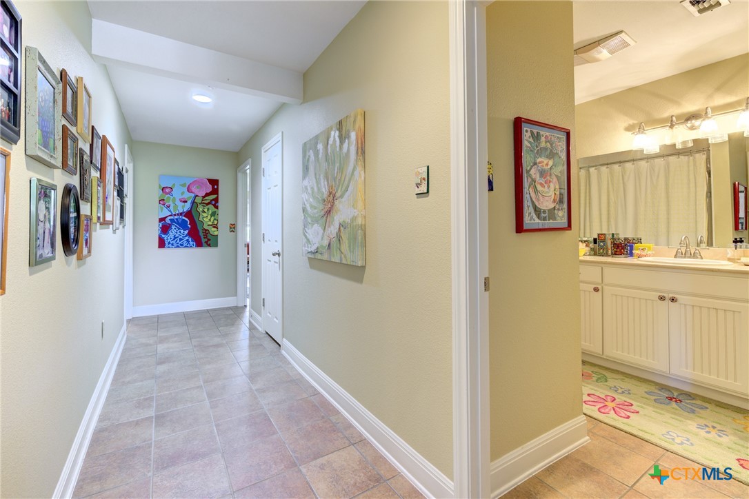 210 Royal George Circle Property Photo 25