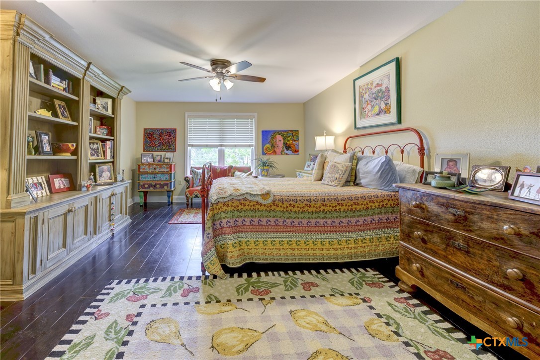 210 Royal George Circle Property Photo 29