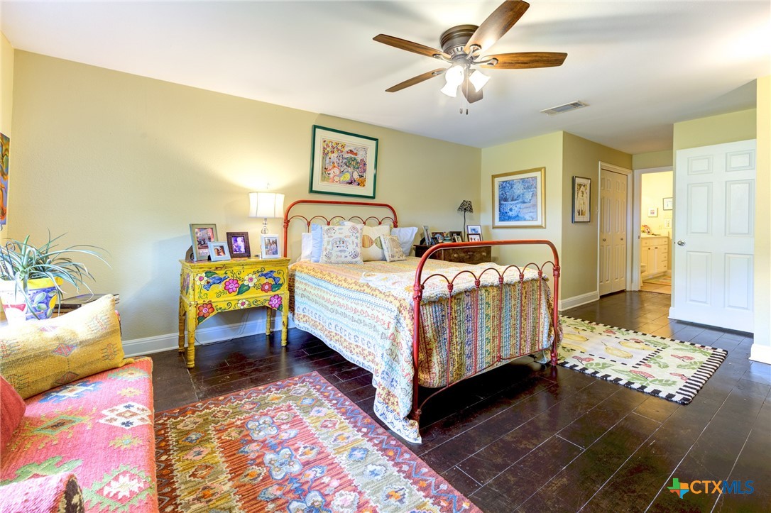 210 Royal George Circle Property Photo 30