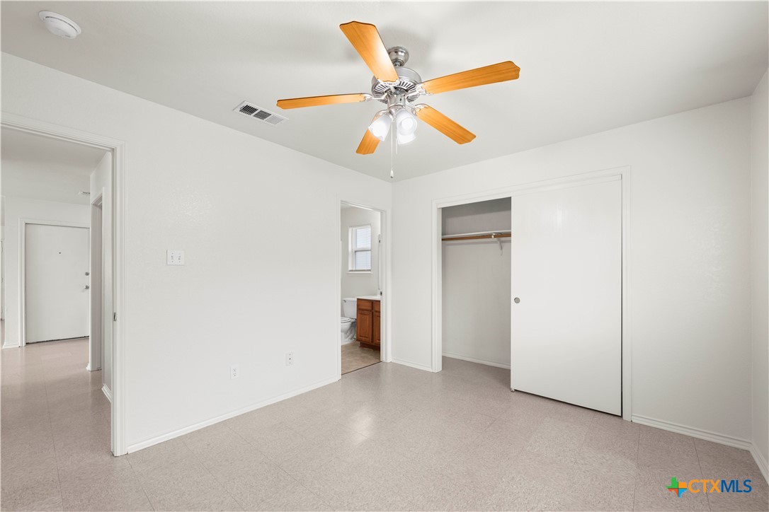 503 E Union Property Photo 4