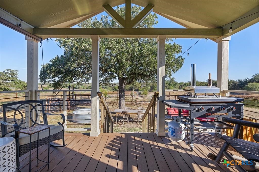 3270 Fm 671 Property Photo 4