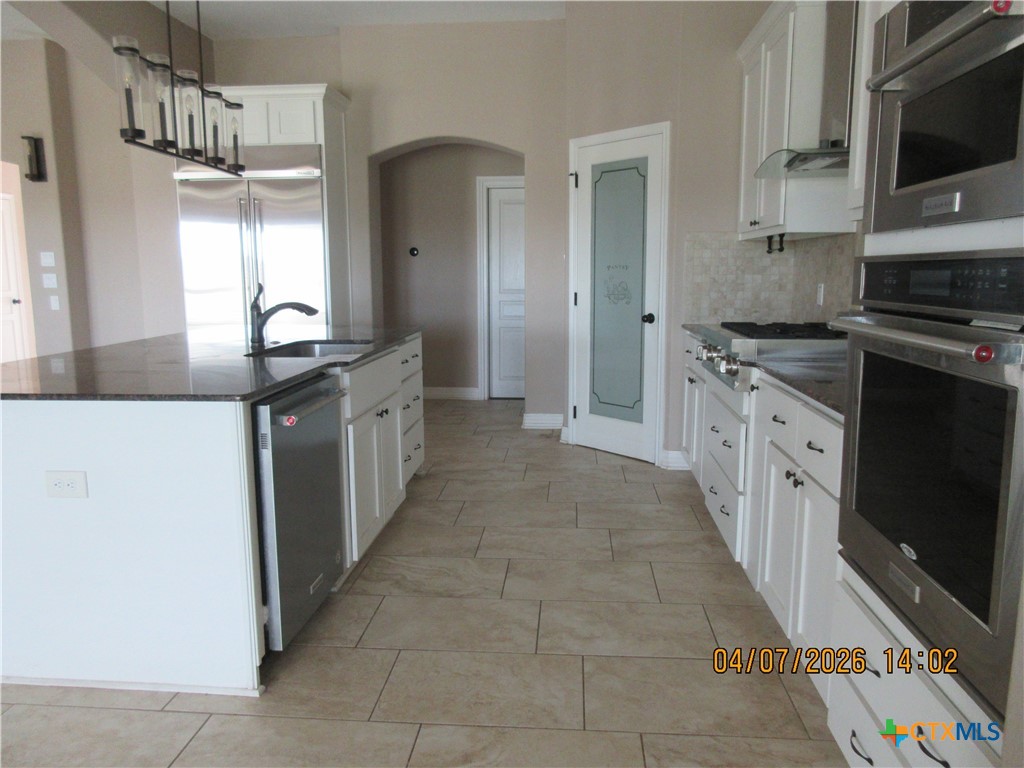 4006 Joe Bozon Drive Property Photo 8