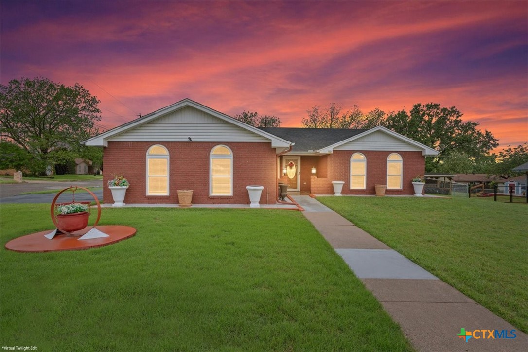 510 Houston Street Property Photo 1