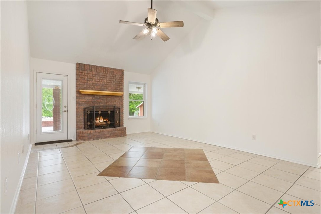 510 Houston Street Property Photo 13