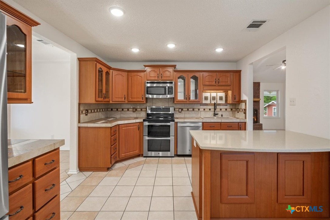 510 Houston Street Property Photo 16