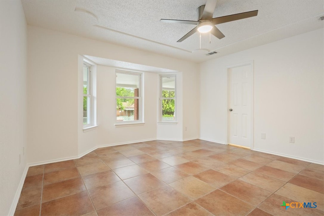 510 Houston Street Property Photo 22