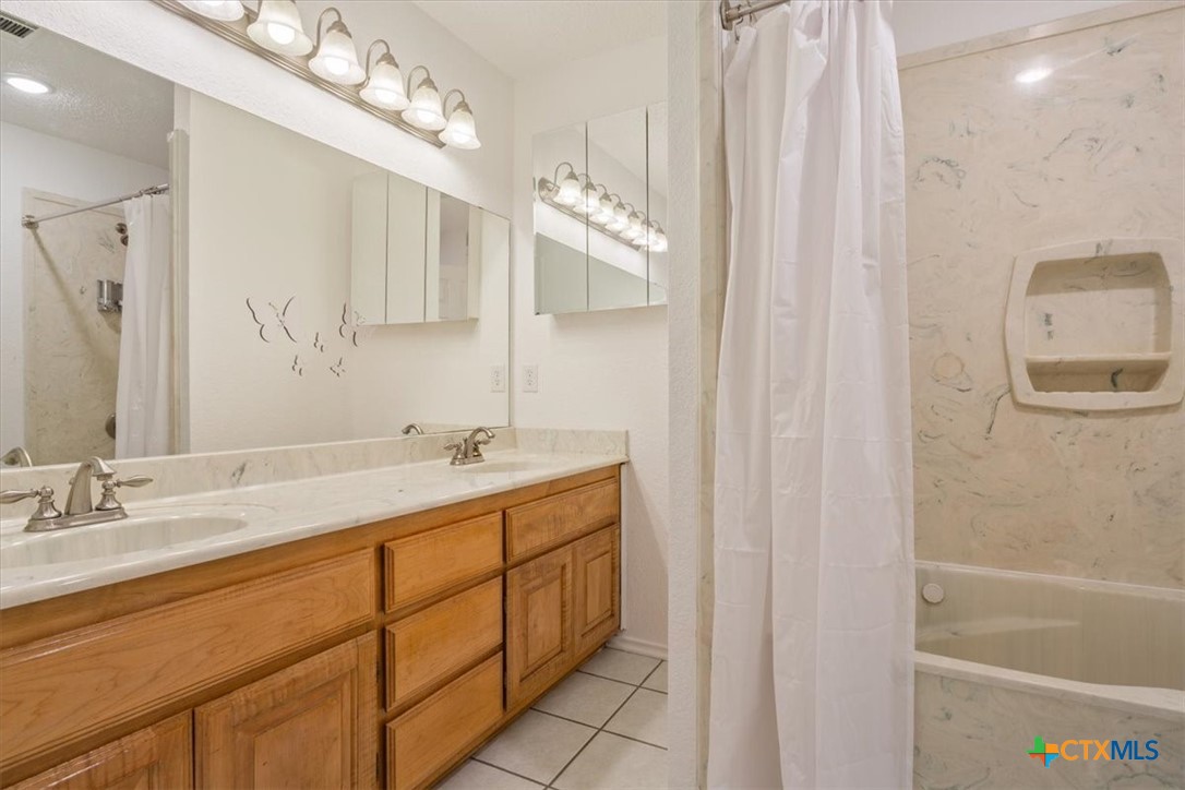 510 Houston Street Property Photo 27