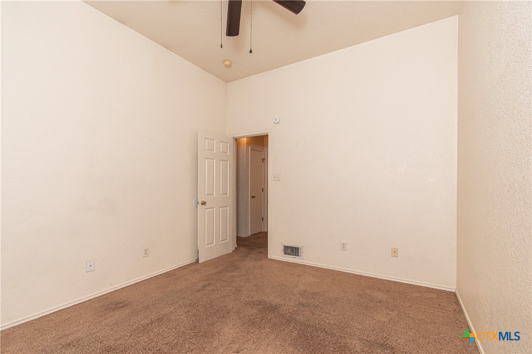 4408 Deek Drive B Property Photo 10