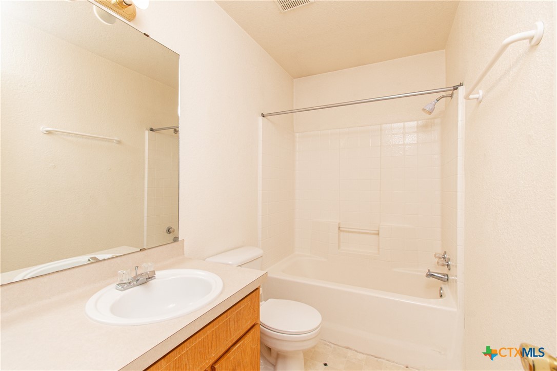 4408 Deek Drive B Property Photo 11