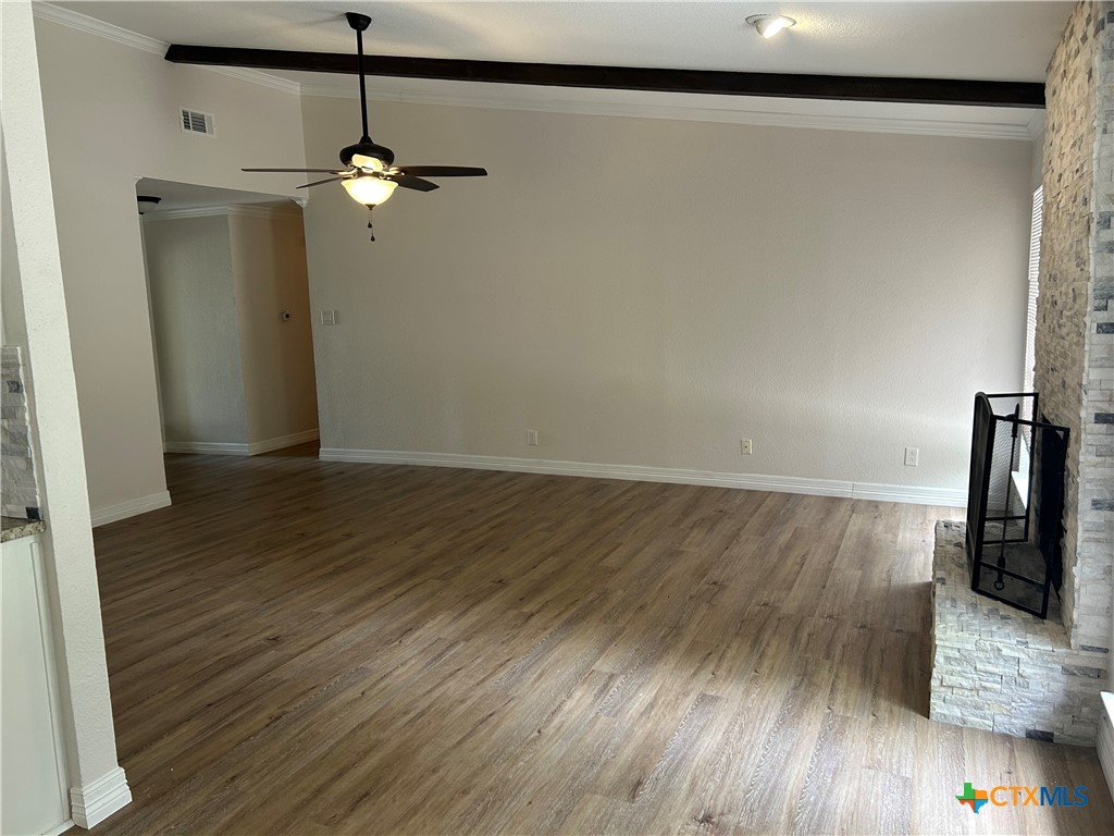 1108 Edgefield Street Property Photo 4