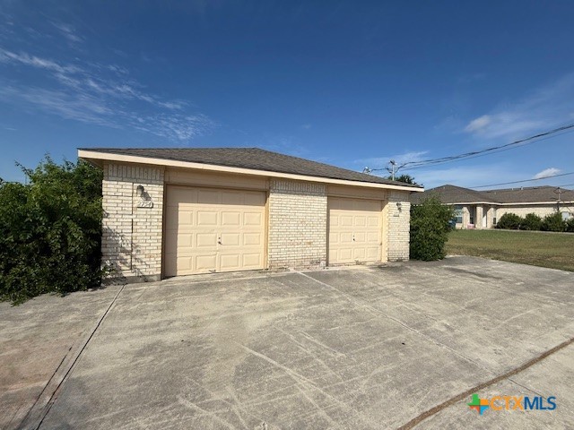 2754 Fm-1044 Property Photo 1
