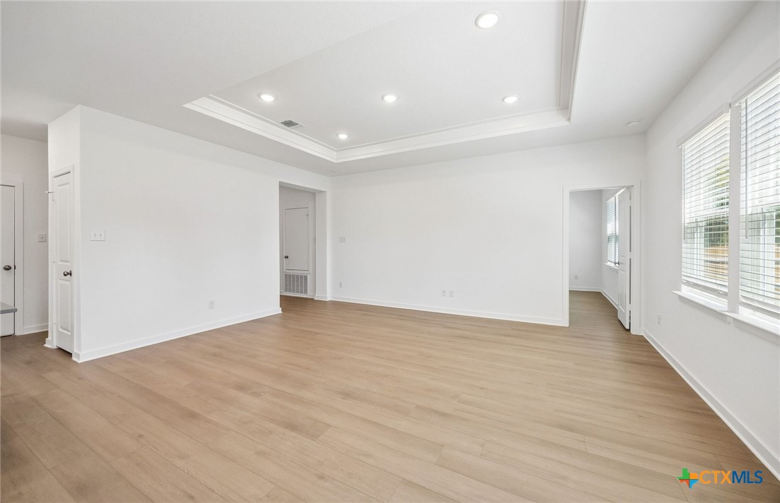 1585 Sky Vista Drive Property Photo 5