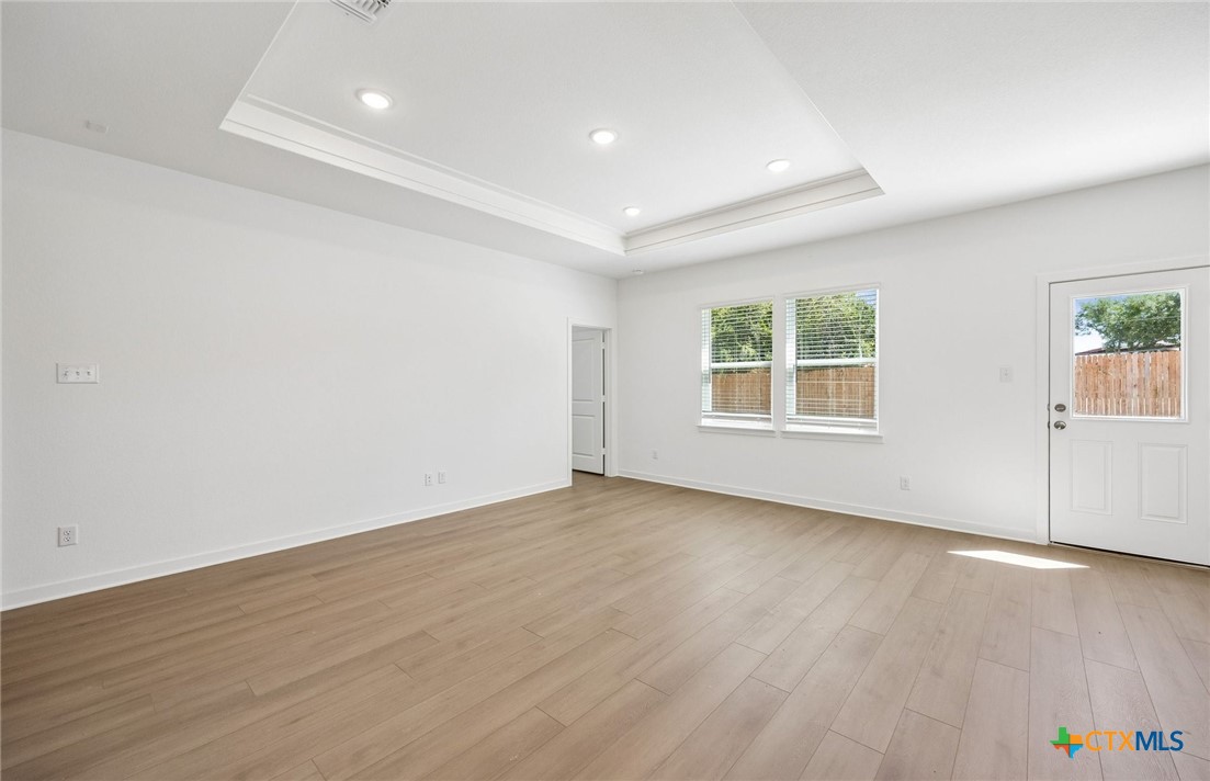 1585 Sky Vista Drive Property Photo 6