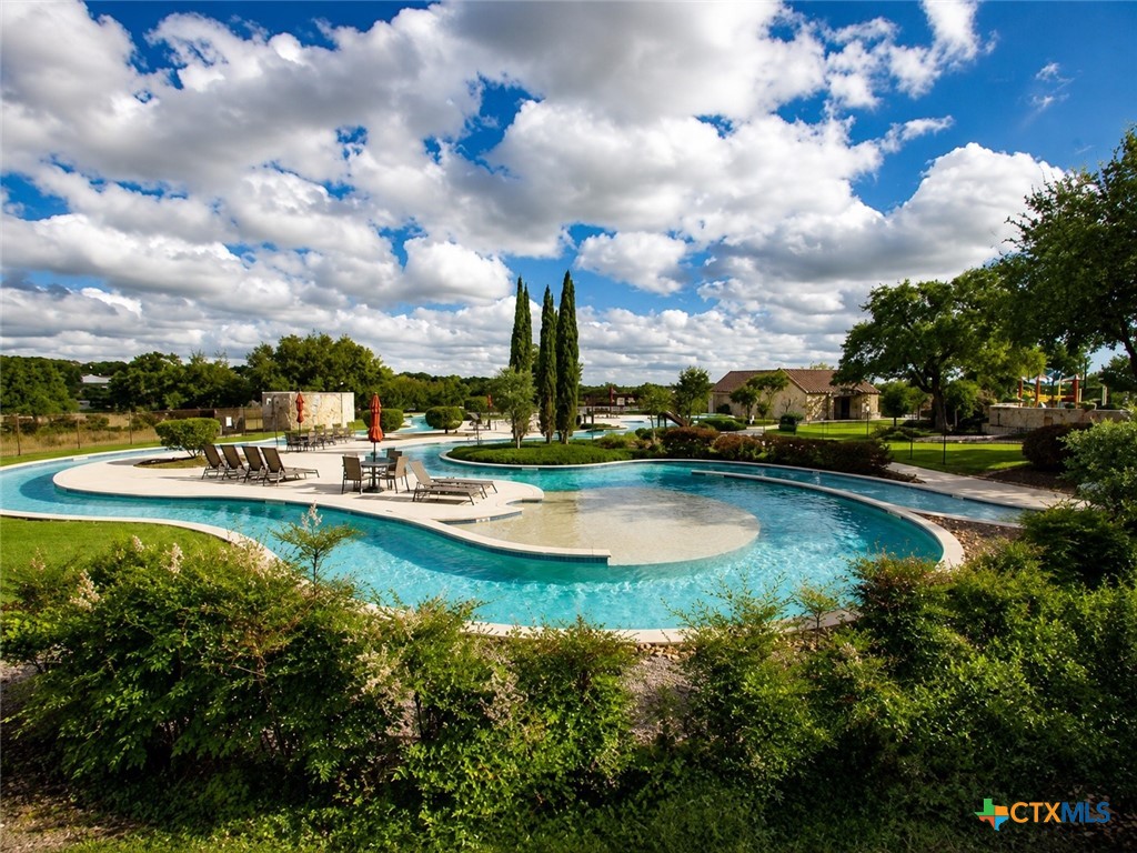 1930 Rothschild Property Photo 40