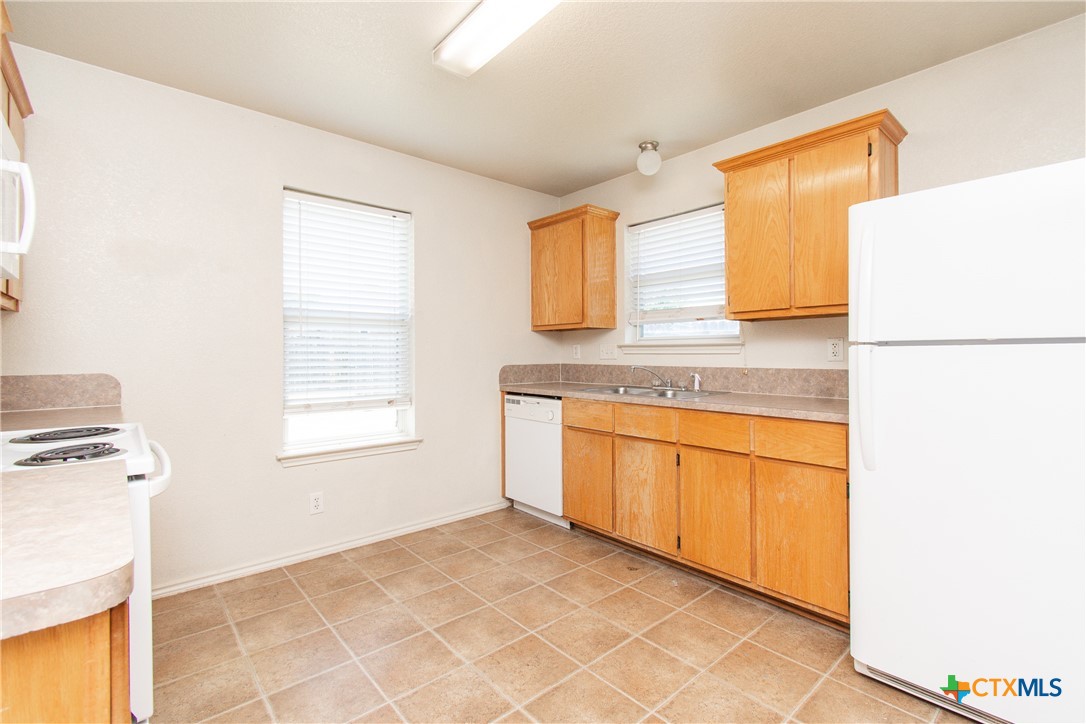 3902 Bolivar Drive Property Photo 6