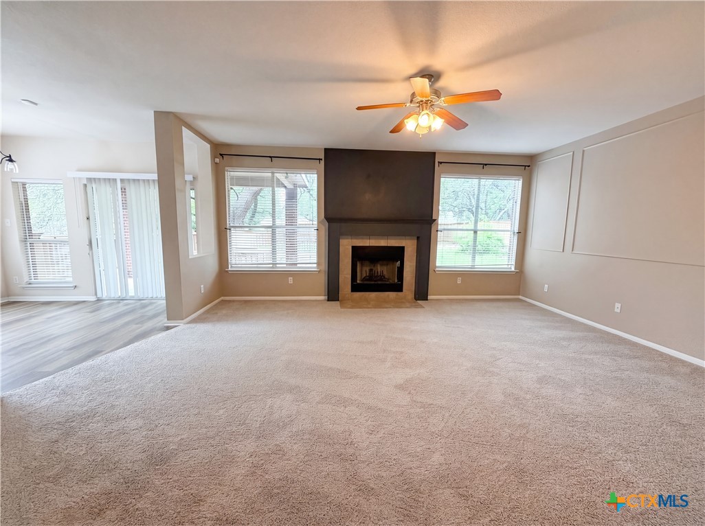 312 Crowfoot Drive Property Photo 3