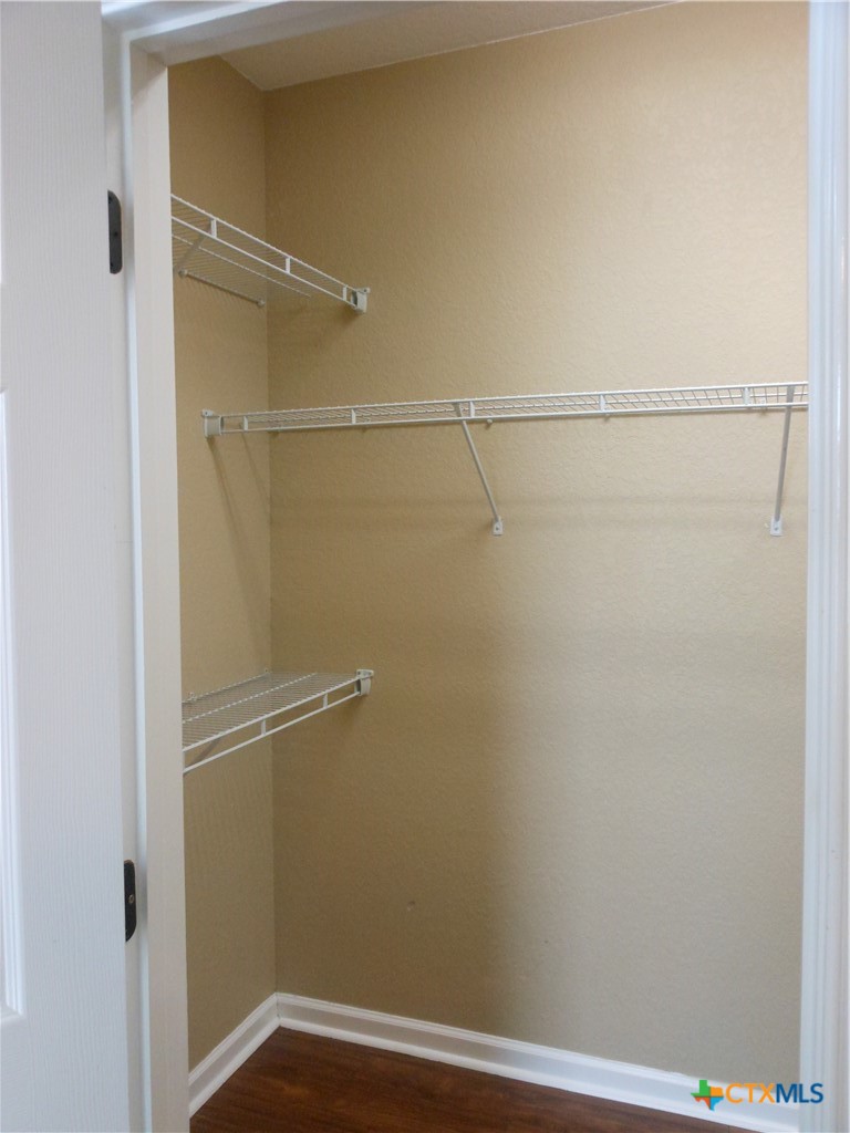 2242 Lakeline Drive Property Photo 13