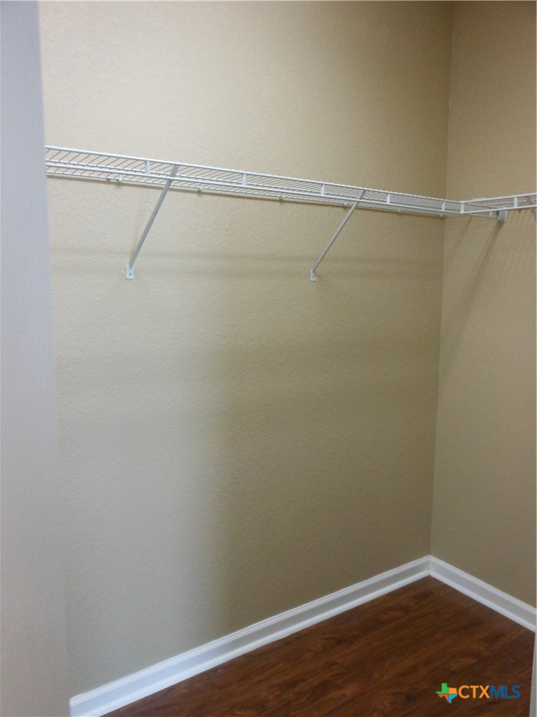 2242 Lakeline Drive Property Photo 14