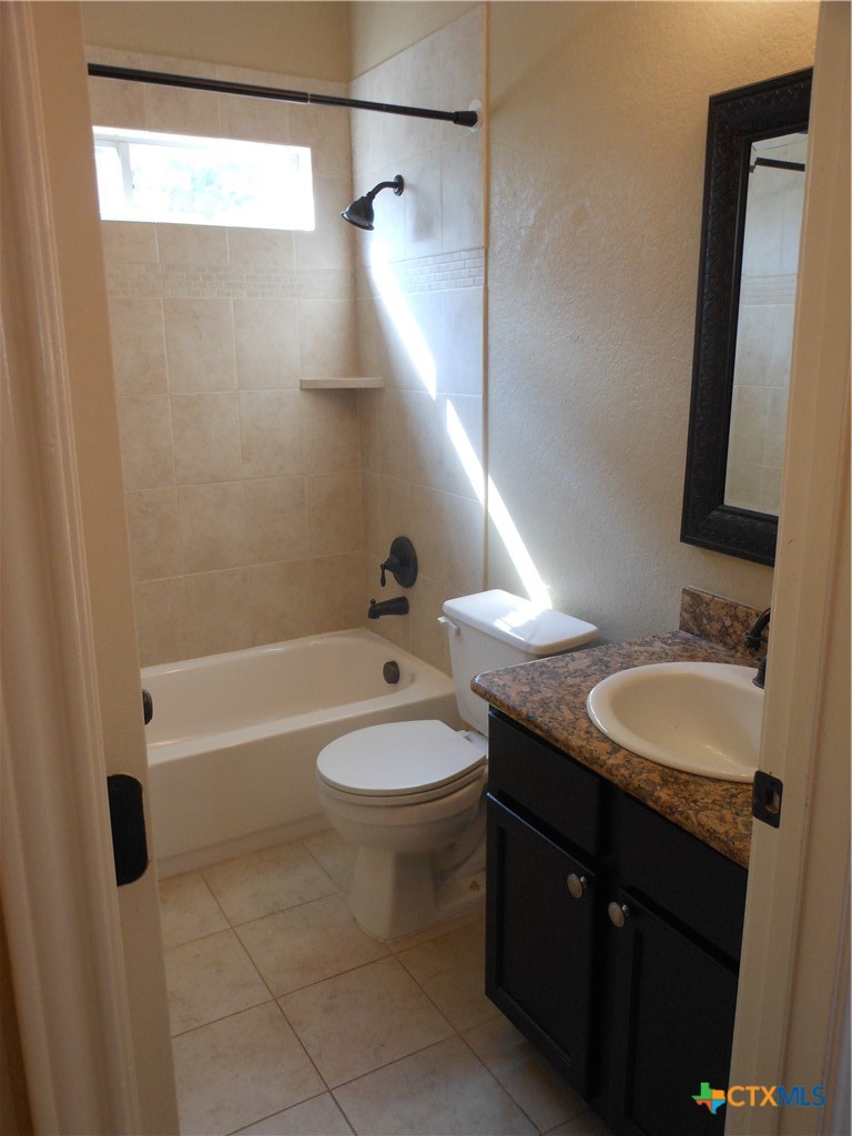 2242 Lakeline Drive Property Photo 21
