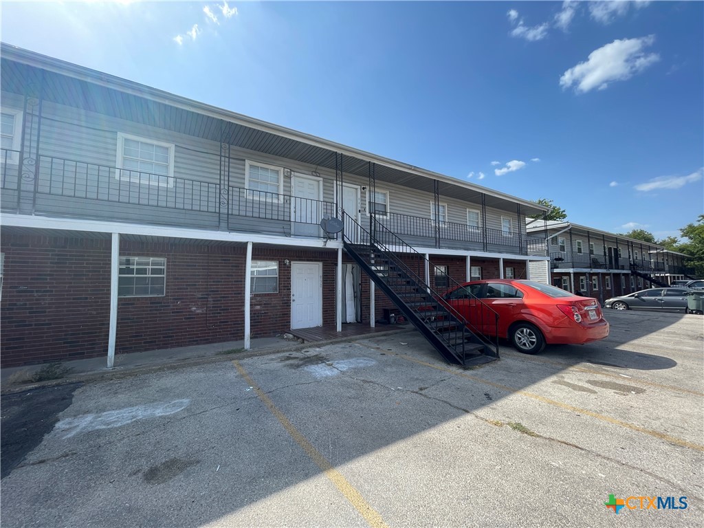 930 S 15th Street Property Photo 2