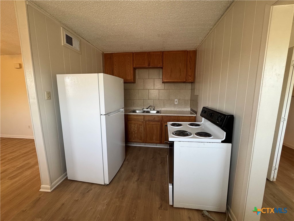 930 S 15th Street Property Photo 6