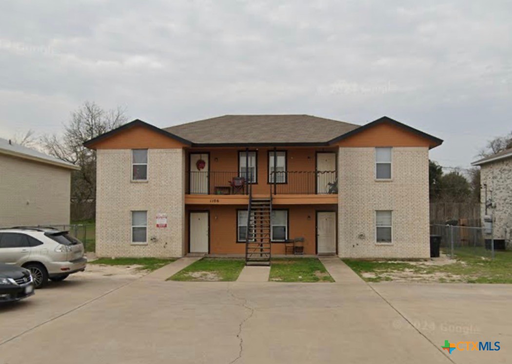1106 Circle M Drive C Property Photo 1