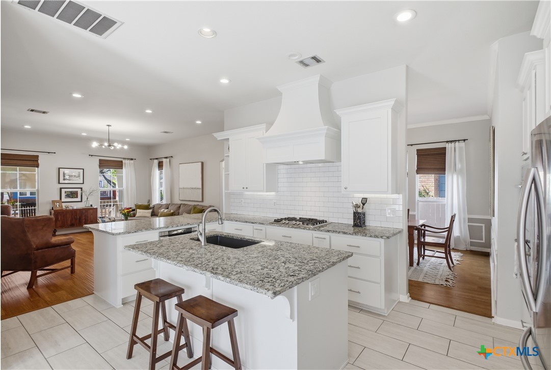 2224 Cotton Blvd. Property Photo 12