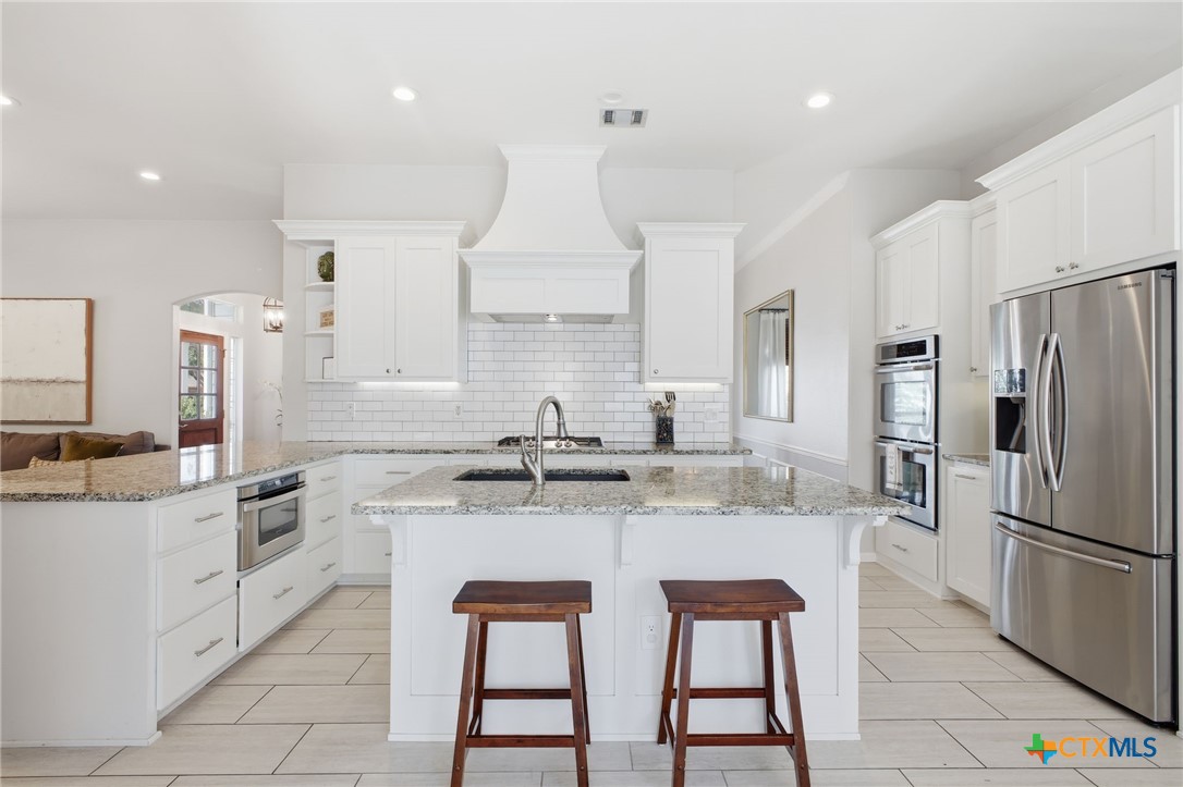 2224 Cotton Blvd. Property Photo 14