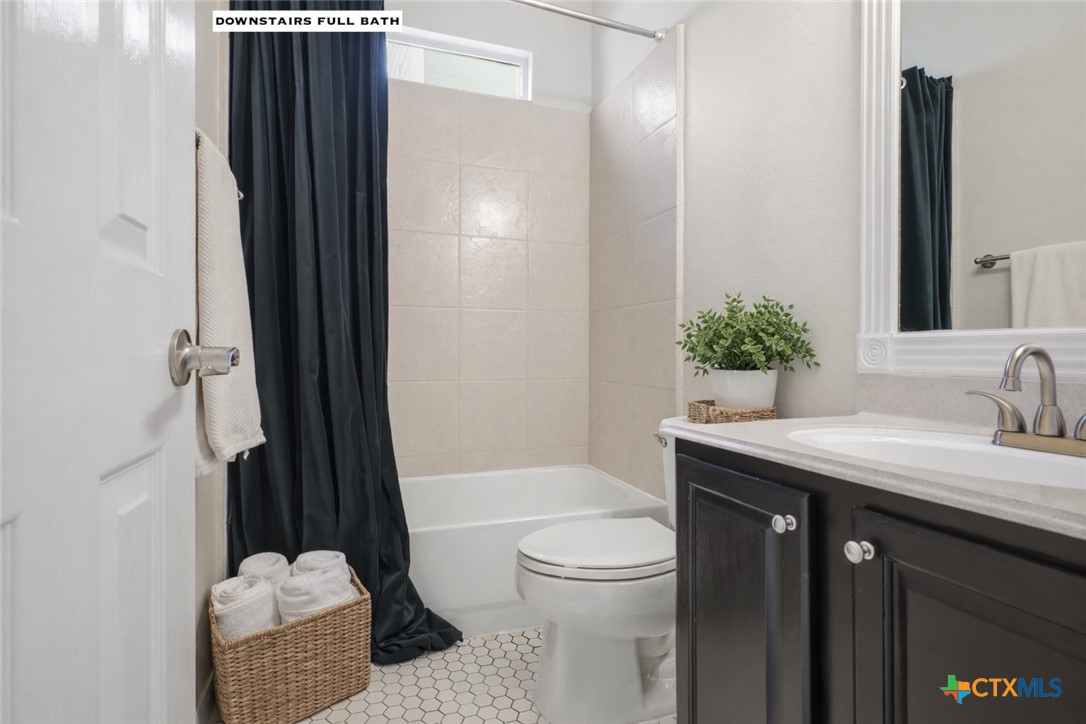 2224 Cotton Blvd. Property Photo 17