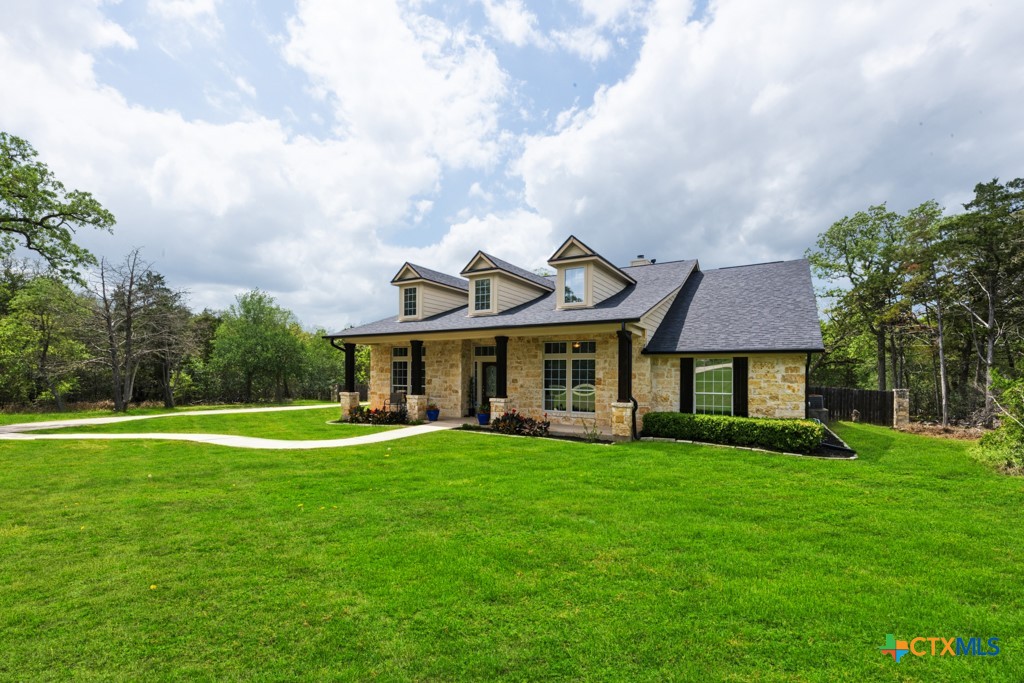 142 Carriage Court Property Photo 6