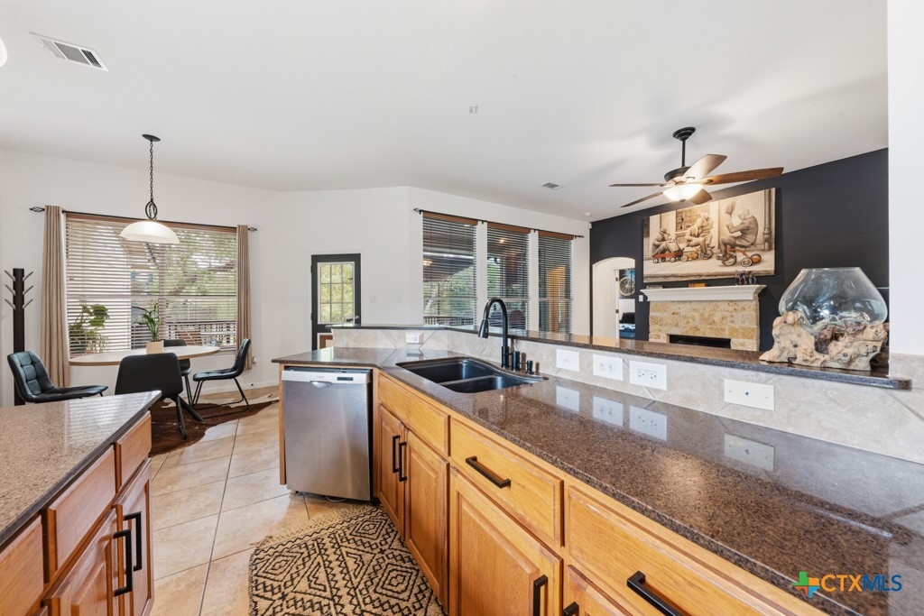 142 Carriage Court Property Photo 17