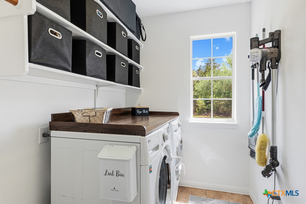 142 Carriage Court Property Photo 19