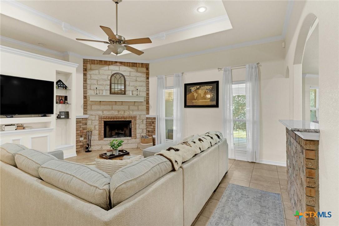1507 Hazelnut Drive Property Photo 5