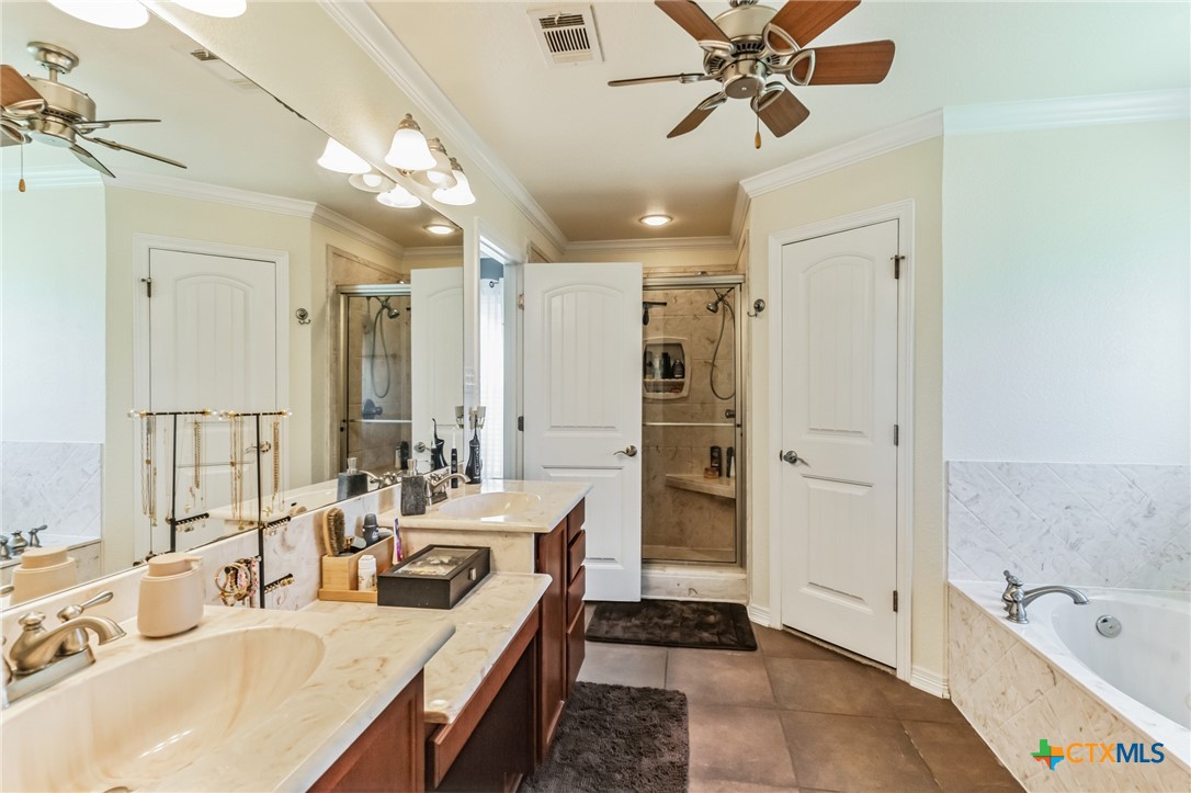 1507 Hazelnut Drive Property Photo 16