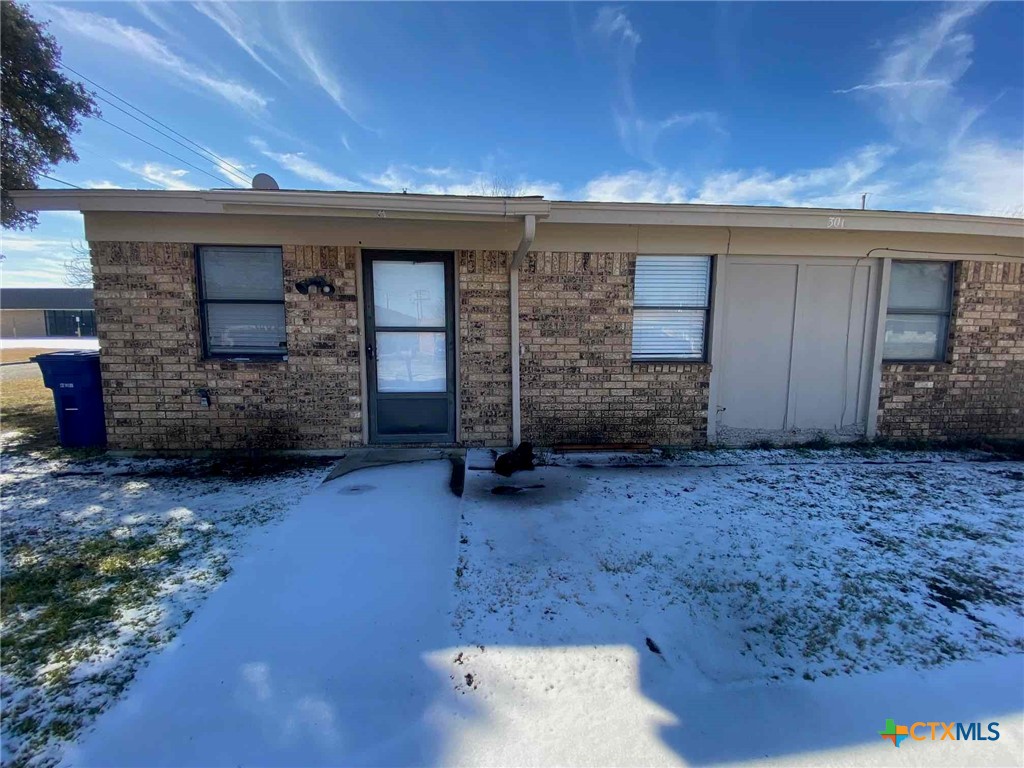 301 Bonnie Lane A Property Photo 1