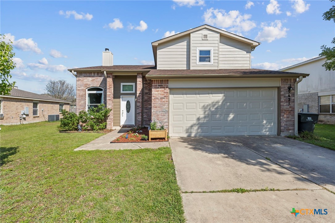 5423 Whistle Stop Drive Property Photo 1