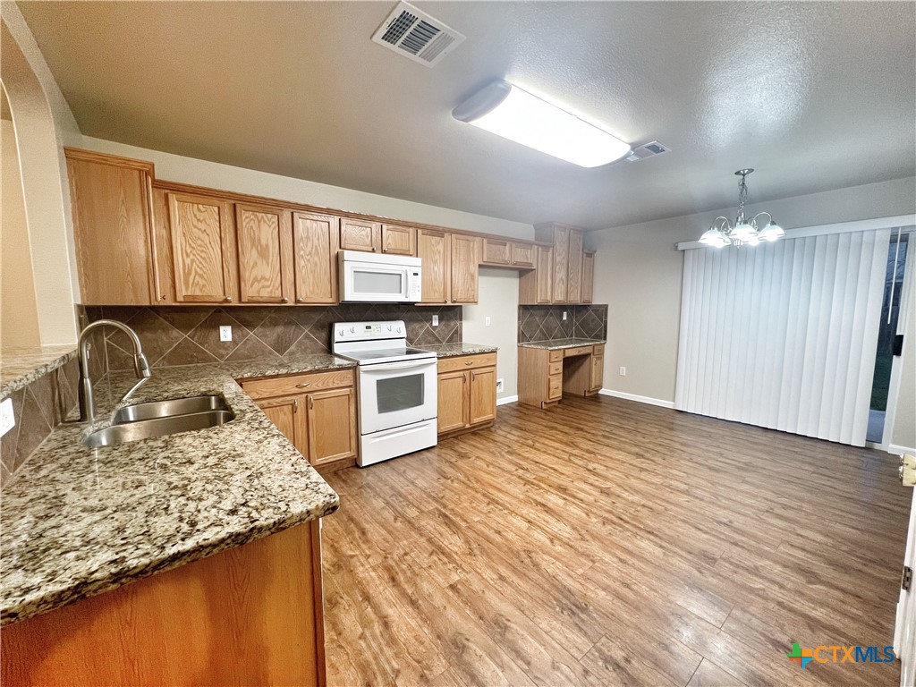 364 Starling Creek Property Photo 24