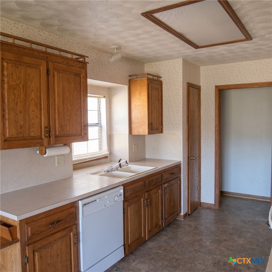 1107 Tyler Drive Property Photo 5