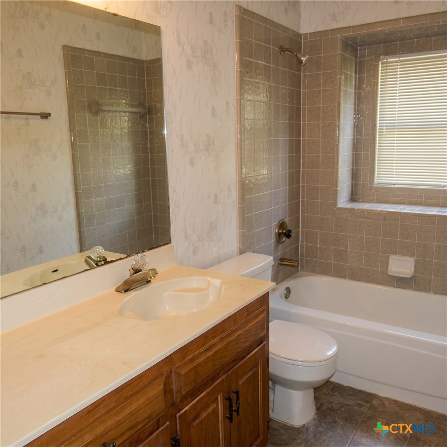 1107 Tyler Drive Property Photo 12