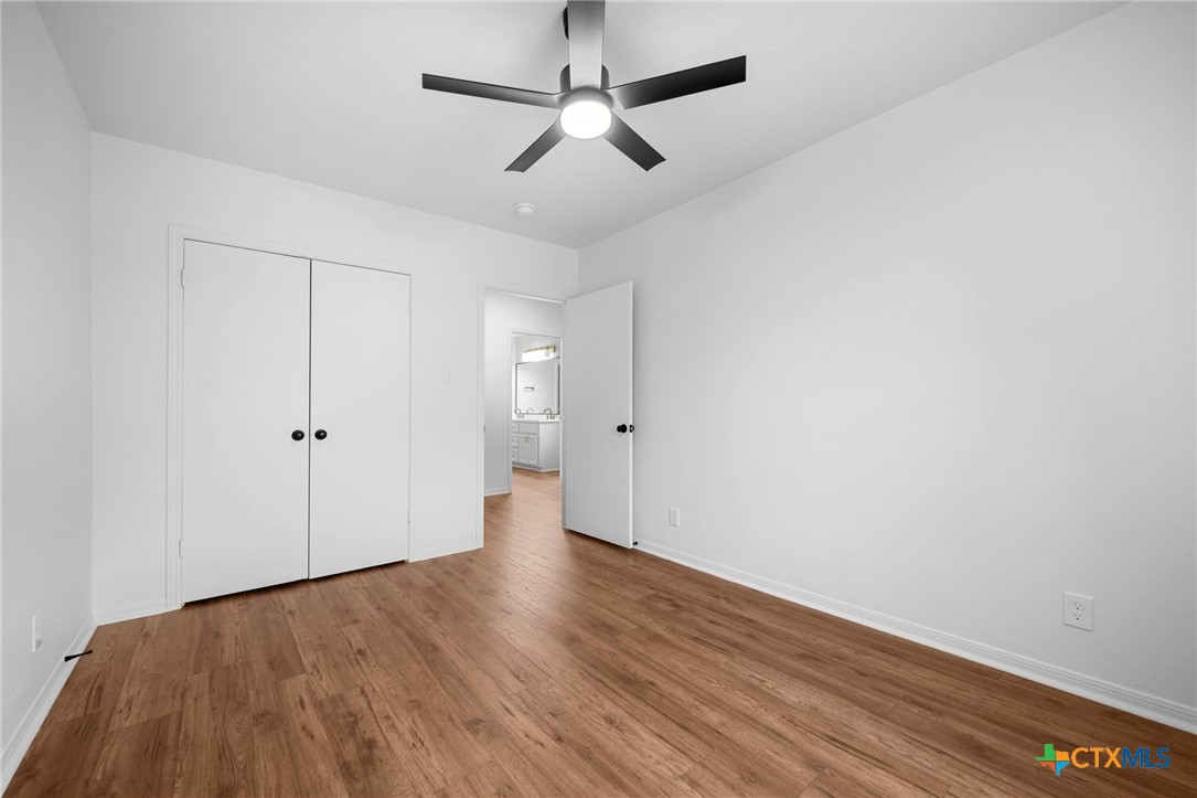 615 W Royal Avenue Property Photo 26