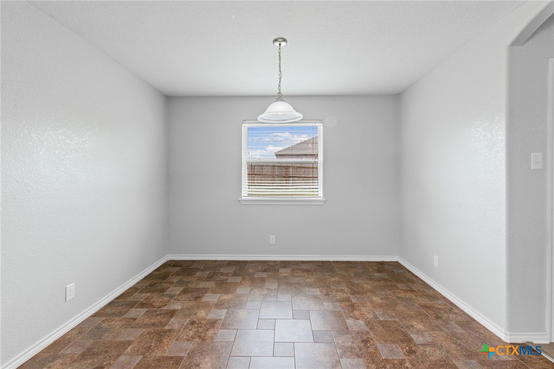 2704 Tarrant County Drive Property Photo 6