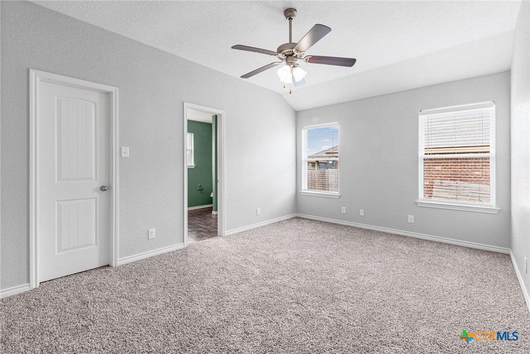 2704 Tarrant County Drive Property Photo 10