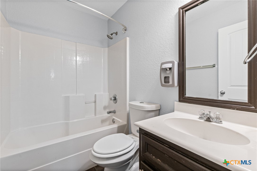 2704 Tarrant County Drive Property Photo 15