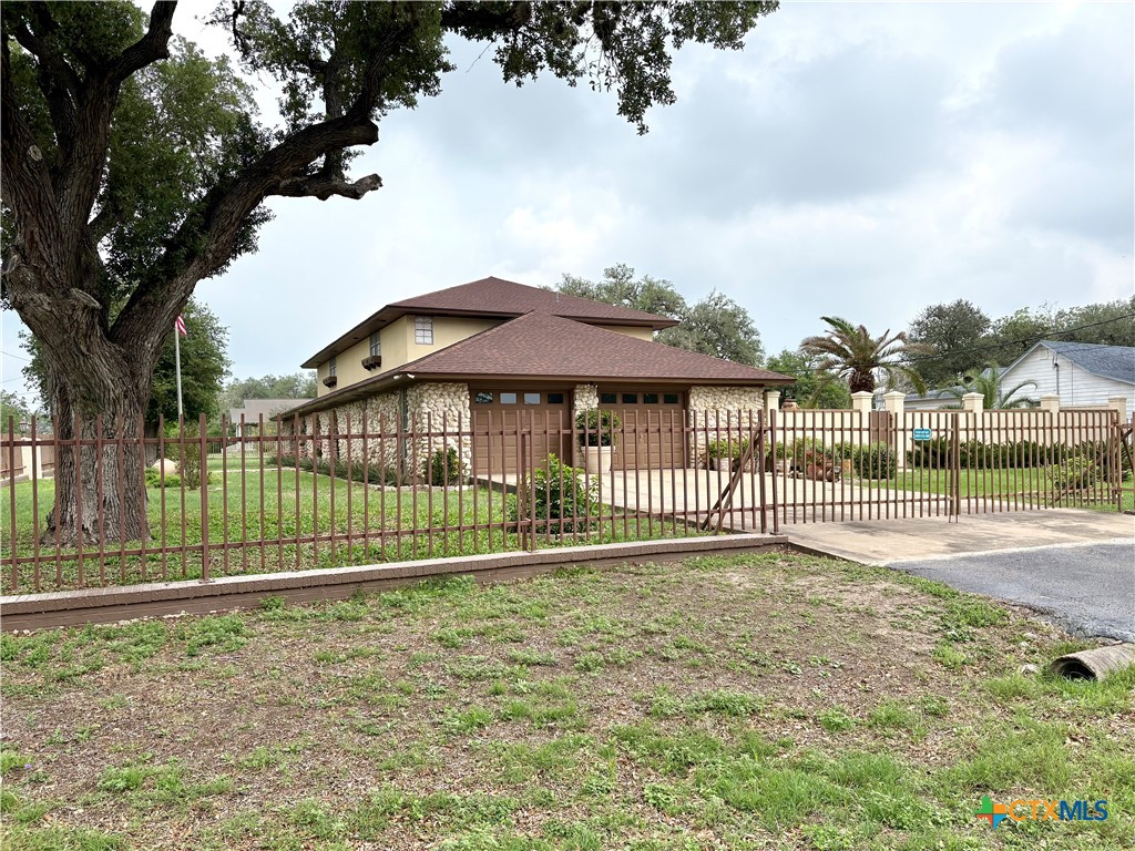 313 N Church