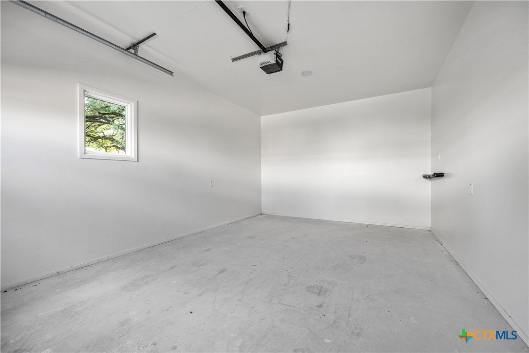 2826 Lone Oak Drive Property Photo 25
