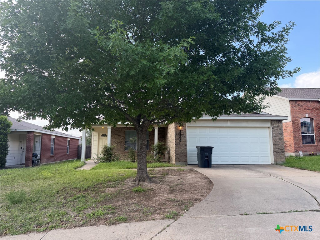 2300 Maedell Drive Property Photo 1